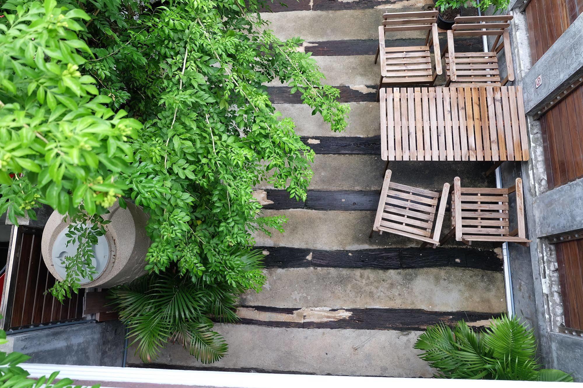 Tiny Hostel Bangkok Luaran gambar