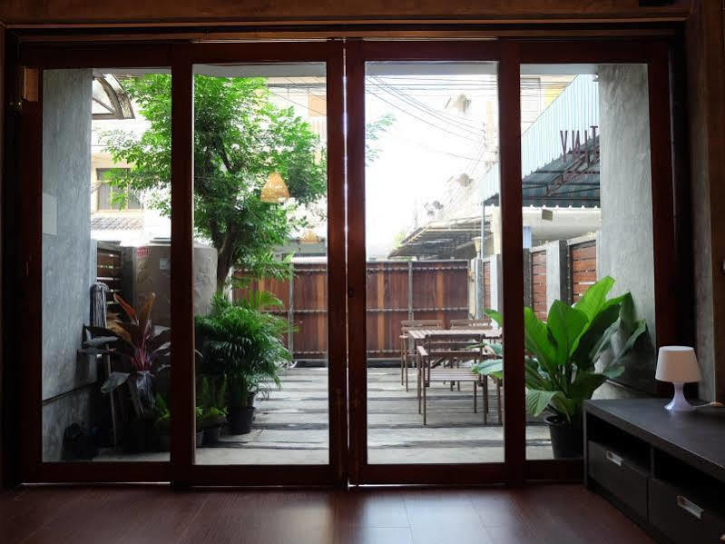 Tiny Hostel Bangkok Luaran gambar